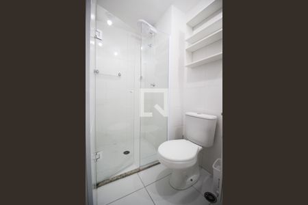 Banheiro de apartamento para alugar com 1 quarto, 24m² em Vila Olímpia, São Paulo