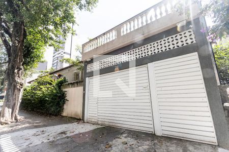 Fachada de casa para alugar com 3 quartos, 300m² em Água Branca, São Paulo