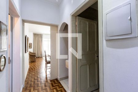 Corredor de casa para alugar com 3 quartos, 300m² em Água Branca, São Paulo