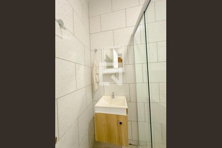 Banheiro de casa para alugar com 1 quarto, 50m² em Ponta das Canas, Florianópolis