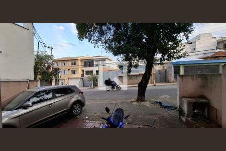 Vista Quarto 2 de casa à venda com 2 quartos, 375m² em Jardim, Santo André