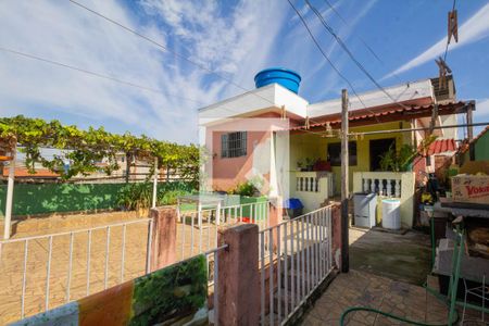 Quintal e Área de Serviço de casa à venda com 3 quartos, 120m² em Vila Euthalia, São Paulo