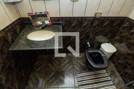 Banheiro da Suíte de casa à venda com 3 quartos, 120m² em Vila Euthalia, São Paulo