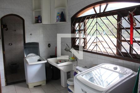 Lavanderia de casa à venda com 5 quartos, 520m² em Granja Carolina, Cotia