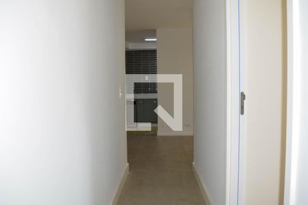 Corredor de apartamento para alugar com 3 quartos, 84m² em Parque São Jorge, São Paulo