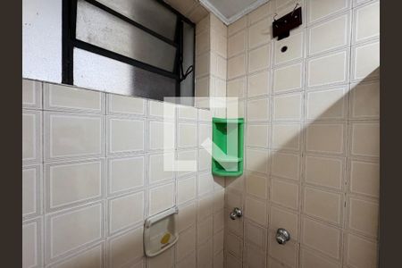 Banheiro de apartamento à venda com 1 quarto, 55m² em Centro, São Leopoldo