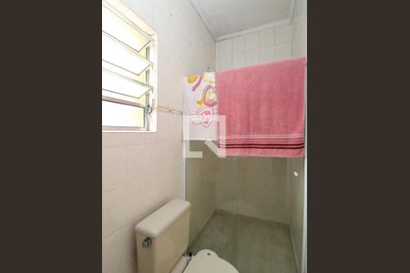 Banheiro Social de casa à venda com 4 quartos, 129m² em Vila Sabrina, São Paulo