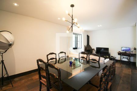 Sala 1 de casa à venda com 3 quartos, 275m² em Moema, São Paulo