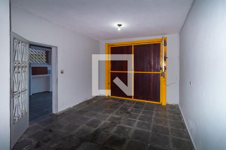 Garagem de casa à venda com 5 quartos, 210m² em Vila Lucia, São Paulo