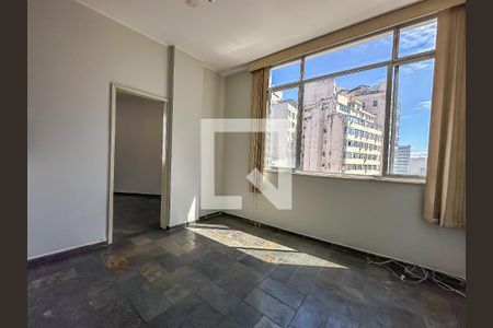 Sala/Cozinha de apartamento à venda com 1 quarto, 37m² em Centro, Rio de Janeiro