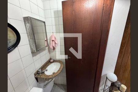 Banheiro de Serviço de casa à venda com 4 quartos, 250m² em Morro do Espelho, São Leopoldo