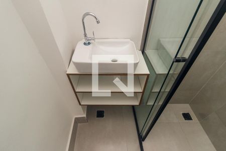 Banheiro de kitnet/studio para alugar com 1 quarto, 30m² em Campos Elíseos, São Paulo