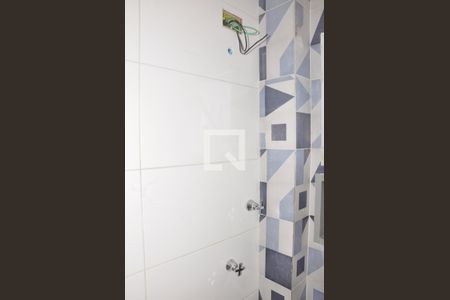Banheiro Social de apartamento à venda com 2 quartos, 38m² em Vila Pereira Cerca, São Paulo