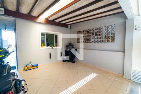 Garagem de casa à venda com 2 quartos, 100m² em Planalto Paulista, São Paulo