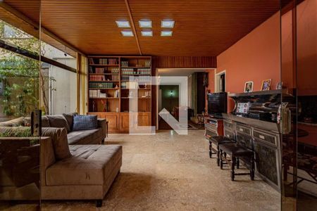 Casa à venda com 3 quartos, 380m² em Planalto Paulista, São Paulo