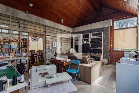 Casa à venda com 3 quartos, 380m² em Planalto Paulista, São Paulo