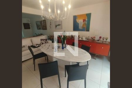 Casa à venda com 3 quartos, 200m² em Vila Cordeiro, São Paulo