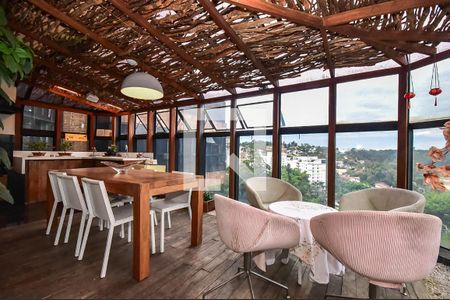 Varanda de apartamento à venda com 4 quartos, 237m² em Paraíso do Morumbi, São Paulo