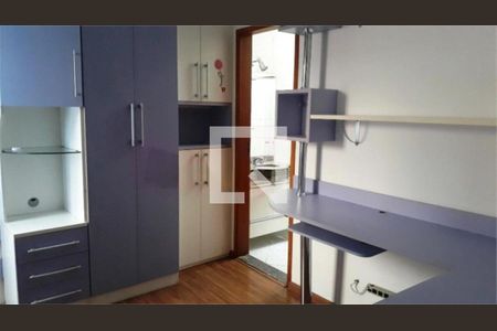 Casa à venda com 3 quartos, 165m² em Parada Inglesa, São Paulo