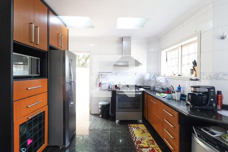 Cozinha de casa para alugar com 4 quartos, 520m² em Vila Albertina, São Paulo