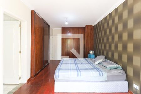 Suíte 1 de casa para alugar com 4 quartos, 520m² em Vila Albertina, São Paulo