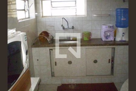 Casa à venda com 2 quartos, 450m² em Vila Sao Paulo, São Paulo