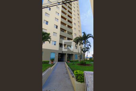 Fachada de apartamento para alugar com 3 quartos, 70m² em Continental, Osasco