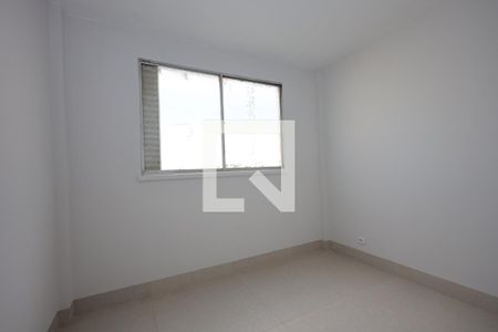 Quarto 1 de apartamento para alugar com 2 quartos, 60m² em Setor Bueno, Goiânia