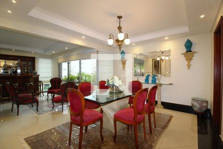 Sala de apartamento à venda com 4 quartos, 215m² em Indianópolis, São Paulo