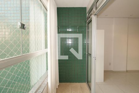 Sala de apartamento para alugar com 3 quartos, 90m² em Santa Tereza, Belo Horizonte