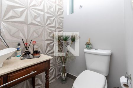 Lavabo de casa à venda com 3 quartos, 140m² em Jardim Aeroporto, São Paulo