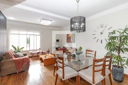 Sala de casa à venda com 3 quartos, 140m² em Jardim Aeroporto, São Paulo