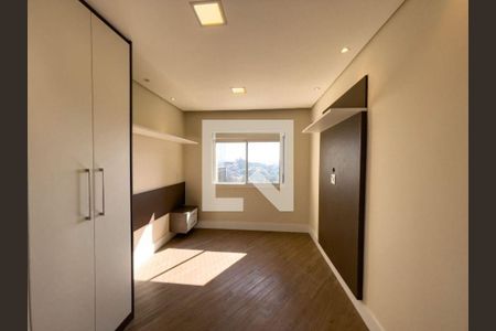 Apartamento à venda com 2 quartos, 68m² em Jardim Tupanci, Barueri