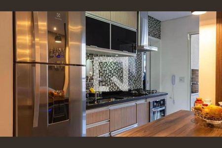 Apartamento à venda com 2 quartos, 76m² em Jardim Tupanci, Barueri