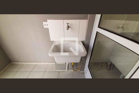 Área de Serviço de apartamento para alugar com 2 quartos, 36m² em Santa Maria, Osasco