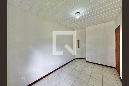 Quarto 1 de apartamento para alugar com 2 quartos, 65m² em Vargem Pequena, Rio de Janeiro