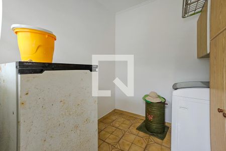 Área de serviço de apartamento para alugar com 3 quartos, 118m² em Centro, Guarujá