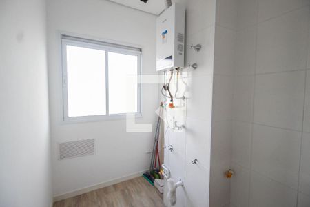 Área de serviço de apartamento para alugar com 2 quartos, 42m² em Vila Nova Cachoeirinha, São Paulo