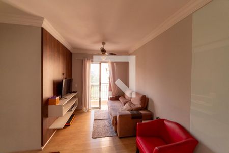 Sala de apartamento à venda com 3 quartos, 68m² em Jardim Tupanci, Barueri