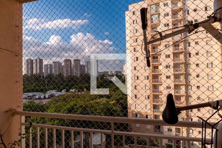 Varanda da sala de apartamento à venda com 3 quartos, 68m² em Jardim Tupanci, Barueri