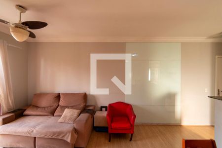 Sala de apartamento à venda com 3 quartos, 68m² em Jardim Tupanci, Barueri