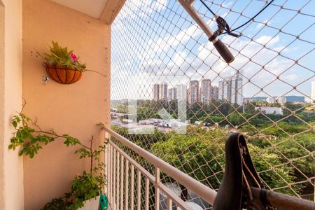Varanda da sala de apartamento à venda com 3 quartos, 68m² em Jardim Tupanci, Barueri