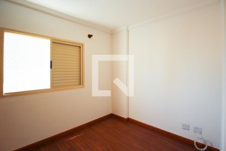 Quarto de apartamento à venda com 2 quartos, 60m² em Moema, São Paulo