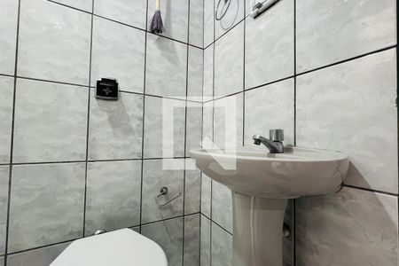 Banheiro 2 de casa à venda com 4 quartos, 154m² em Vila Sirena, Guarulhos