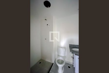 Banheiro de kitnet/studio para alugar com 1 quarto, 24m² em Belenzinho, São Paulo