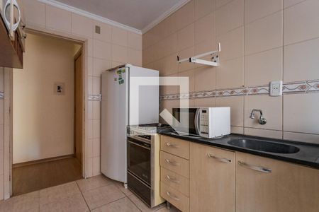 Cozinha e Área de Serviço de apartamento para alugar com 1 quarto, 46m² em Vila Ipiranga, Porto Alegre
