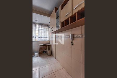 Cozinha e Área de Serviço de apartamento para alugar com 1 quarto, 46m² em Vila Ipiranga, Porto Alegre