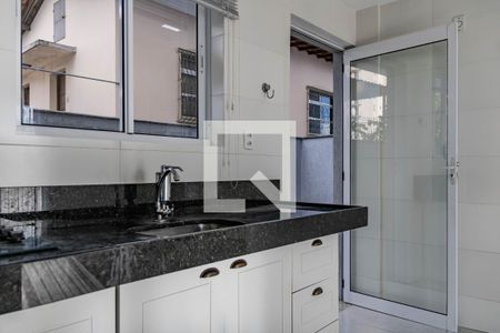 Cozinha de apartamento para alugar com 2 quartos, 62m² em Alto Caiçaras, Belo Horizonte