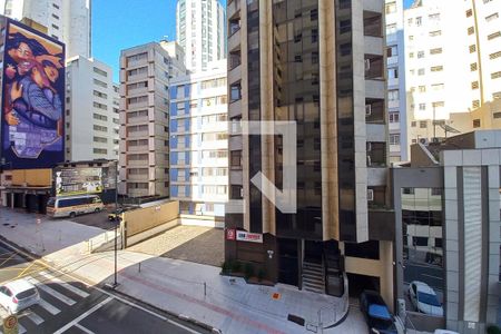 Vista do Quarto de apartamento para alugar com 1 quarto, 40m² em Centro, Campinas