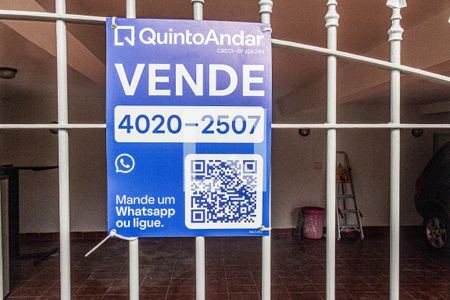 Plaquinha de casa à venda com 3 quartos, 294m² em Interlagos, São Paulo